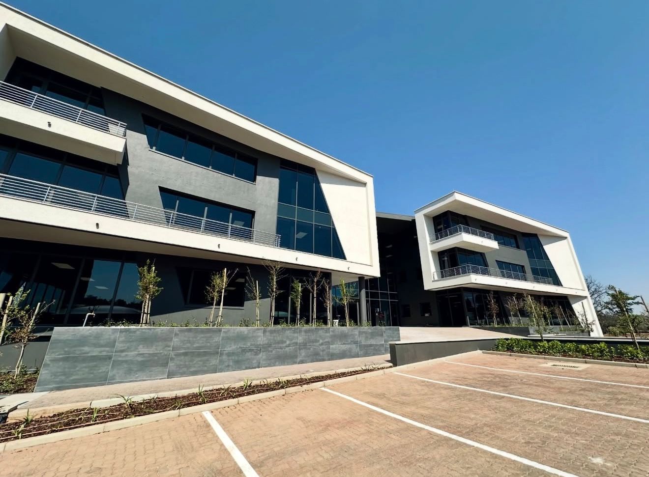 Aluminium Windows & Doors